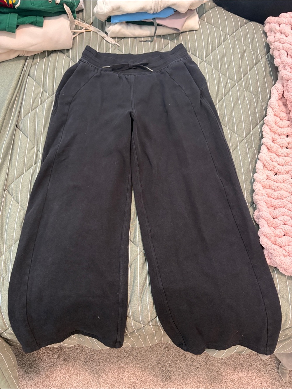 Black Wide-Leg Sweatpants - Comfortable Everyday Bottoms